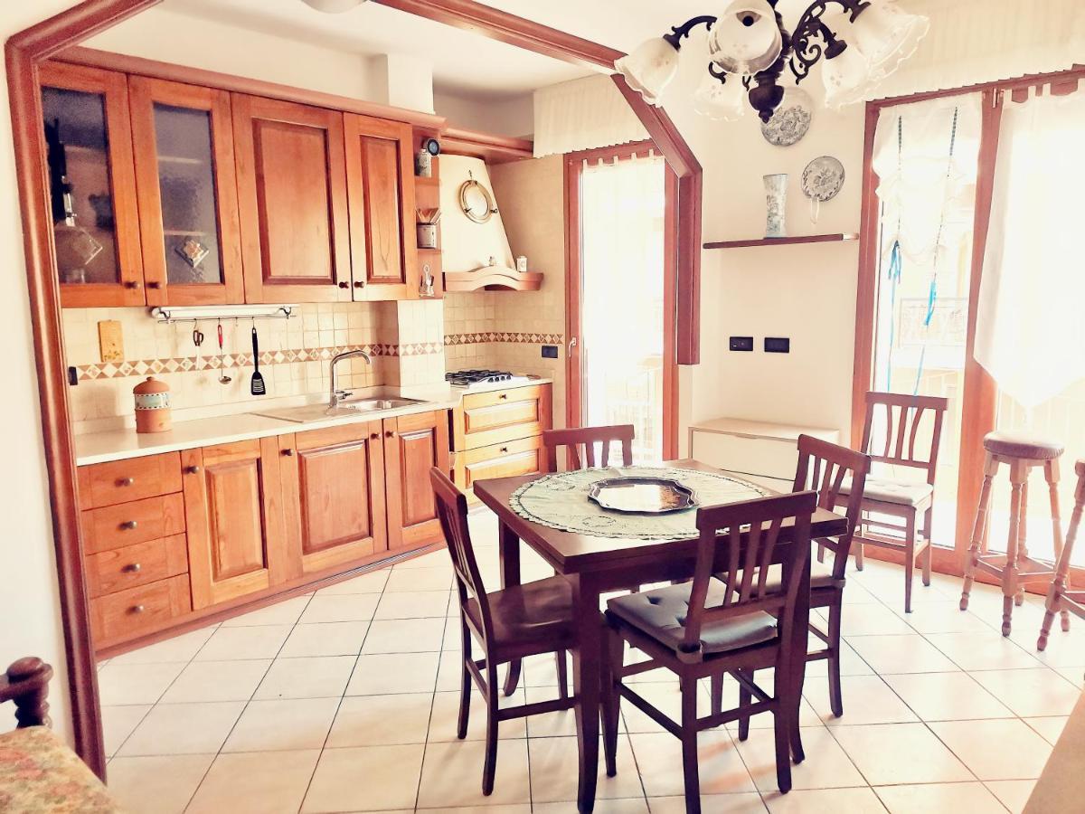 Apartamento Il Tulipano San Bartolomeo Al Mare Exterior foto